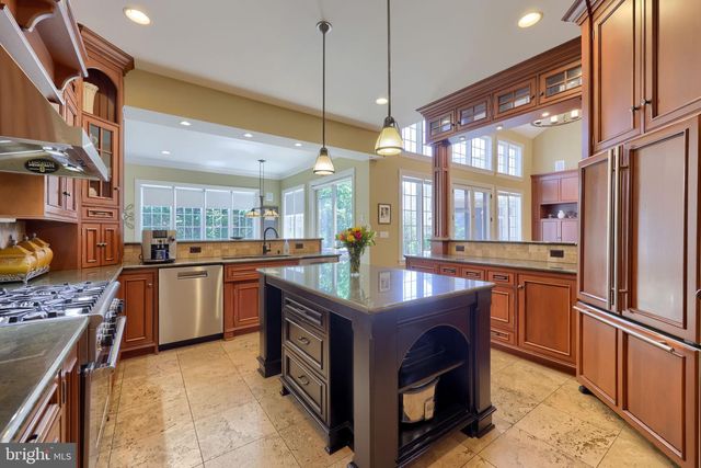 388 WHEATFIELD DR, Lititz, PA 17543