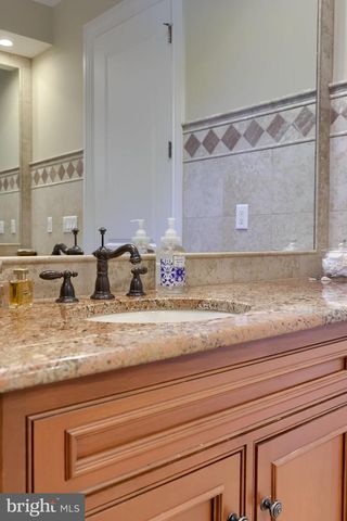 388 WHEATFIELD DR, Lititz, PA 17543