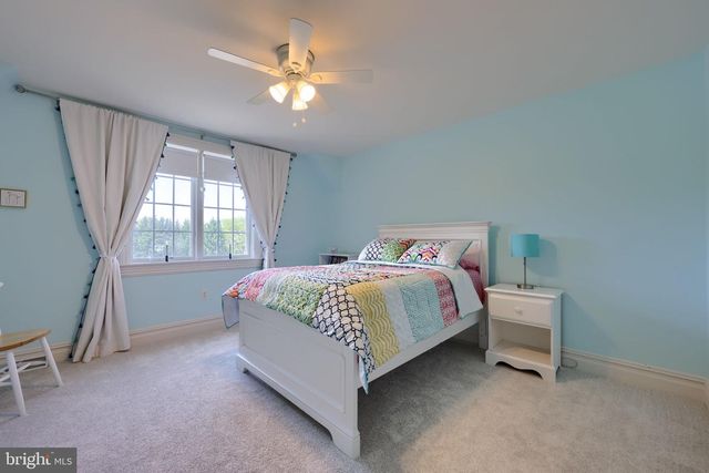 388 WHEATFIELD DR, Lititz, PA 17543