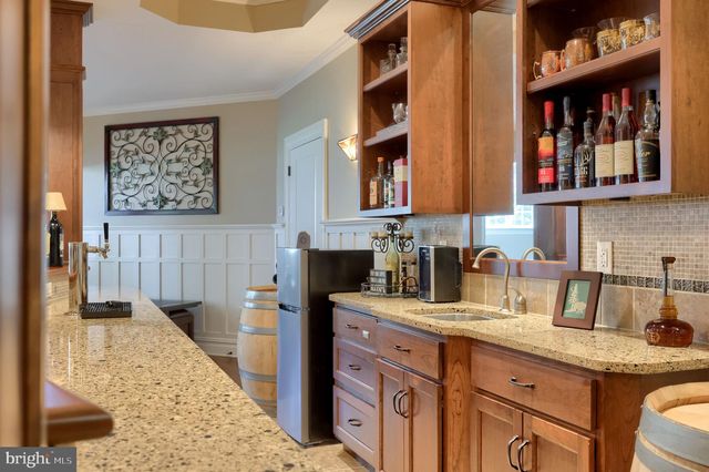 388 WHEATFIELD DR, Lititz, PA 17543