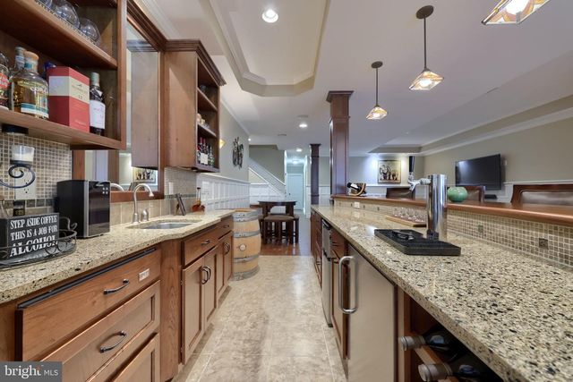 388 WHEATFIELD DR, Lititz, PA 17543