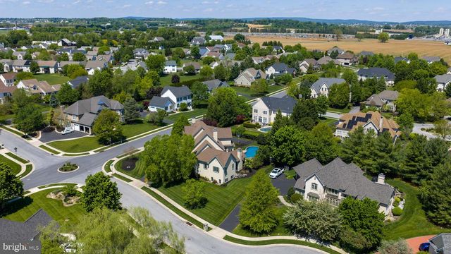 388 WHEATFIELD DR, Lititz, PA 17543