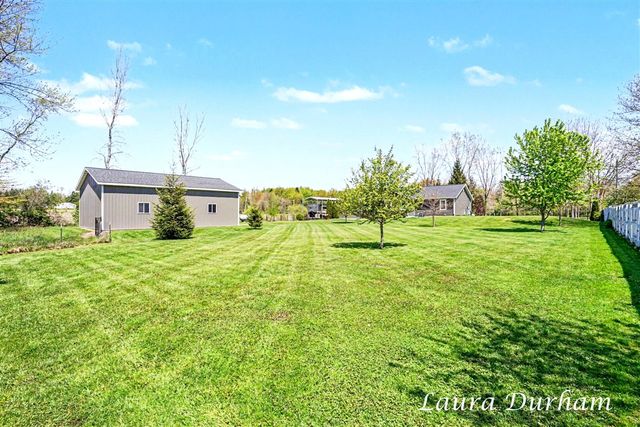 11435 88th Avenue, Allendale, MI 49401
