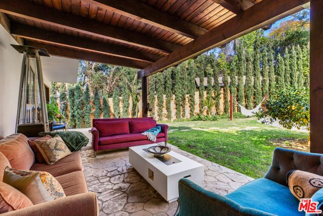 3092 Laurel Canyon Boulevard, Studio City (los Angeles), CA 91604