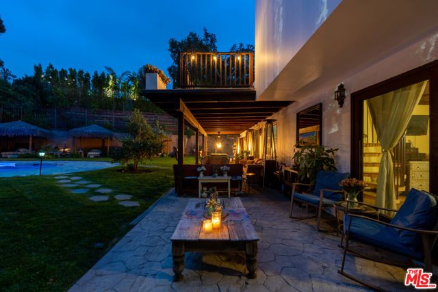 3092 Laurel Canyon Boulevard, Studio City (los Angeles), CA 91604