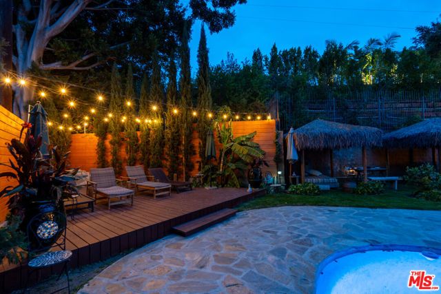 3092 Laurel Canyon Boulevard, Studio City (los Angeles), CA 91604