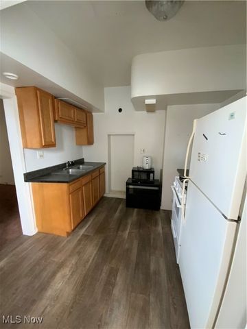 406 Vine Street, East Liverpool, OH 43920