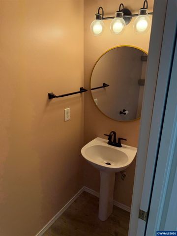 7864 Jani Ct NE, Keizer, OR 97303