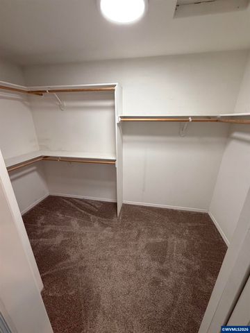 7864 Jani Ct NE, Keizer, OR 97303