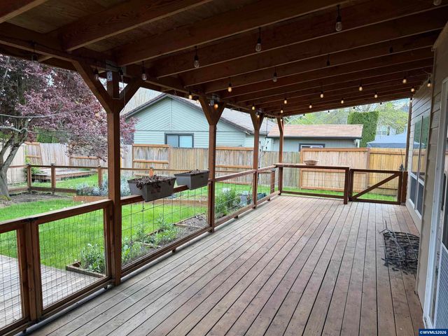 7864 Jani Ct NE, Keizer, OR 97303