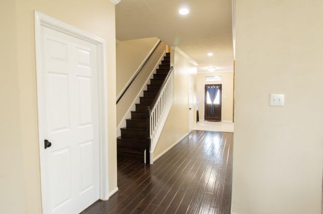 901 Bay Area Boulevard, League City, TX 77573