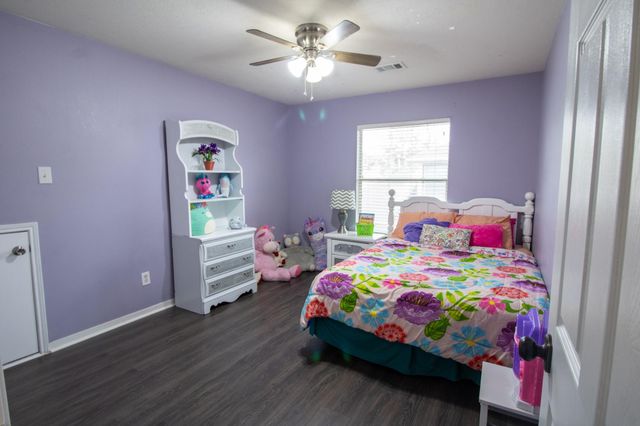 901 Bay Area Boulevard, League City, TX 77573