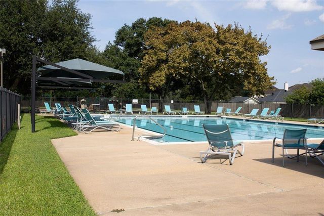 901 Bay Area Boulevard, League City, TX 77573