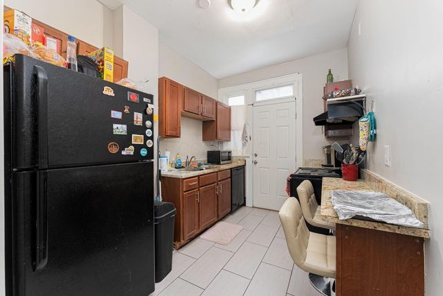 261 E Northwood Avenue, 40, Columbus, OH 43201