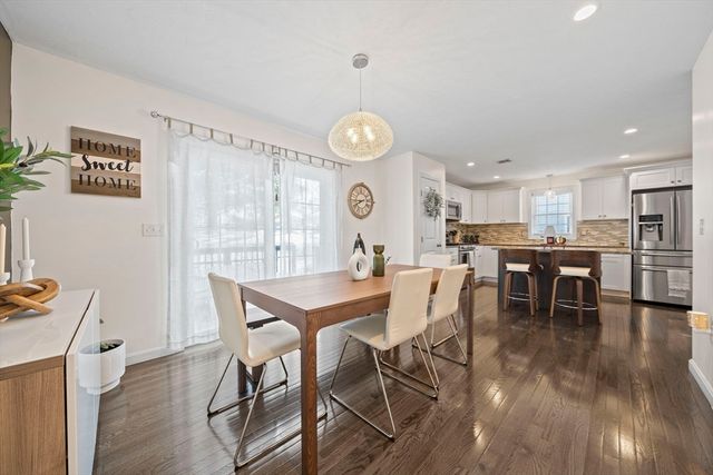 150 Prattown Lane, Bridgewater, MA 02324