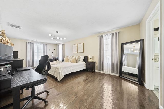 150 Prattown Lane, Bridgewater, MA 02324