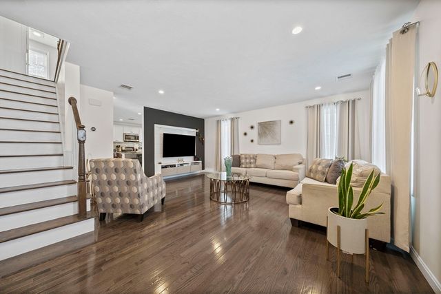 150 Prattown Lane, Bridgewater, MA 02324