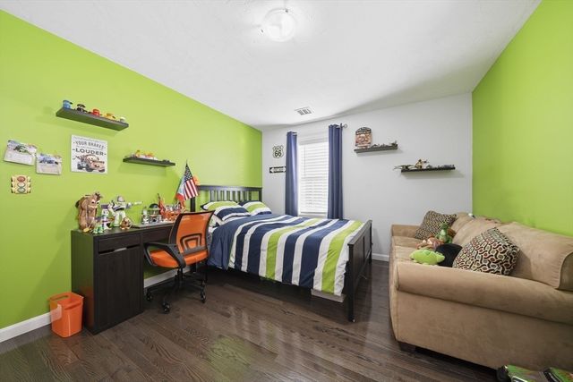 150 Prattown Lane, Bridgewater, MA 02324