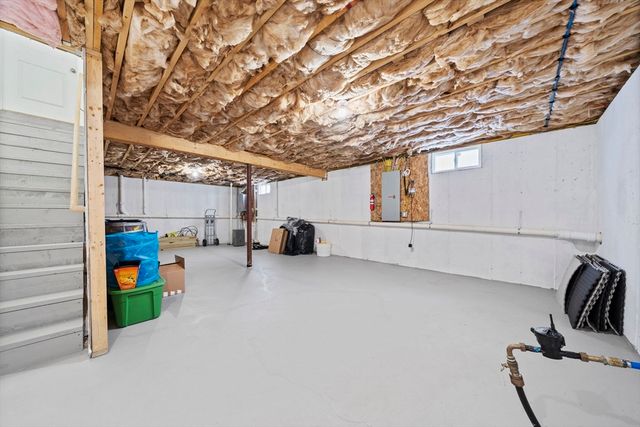 150 Prattown Lane, Bridgewater, MA 02324