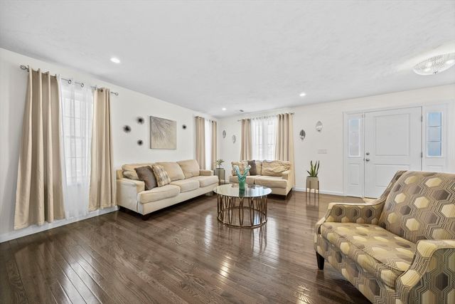 150 Prattown Lane, Bridgewater, MA 02324