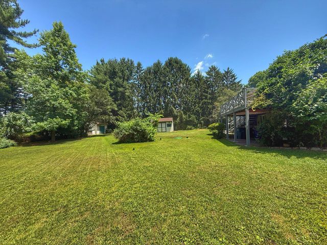 4 MARTZ RD, Sykesville, MD 21784