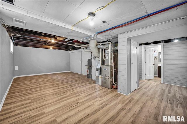 320 CHRISTOPHER Street, Pekin, IL 61554