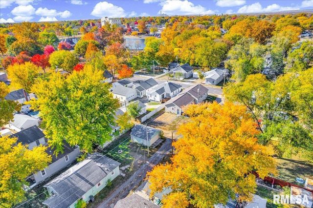 320 CHRISTOPHER Street, Pekin, IL 61554