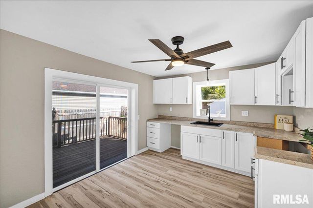 320 CHRISTOPHER Street, Pekin, IL 61554