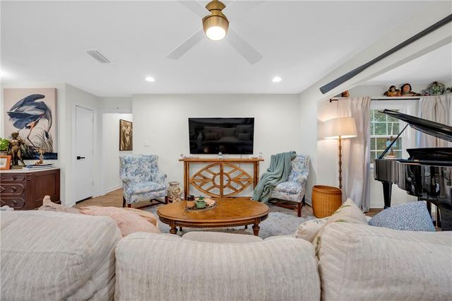 1031 Navion Drive, Mobile, AL 36695