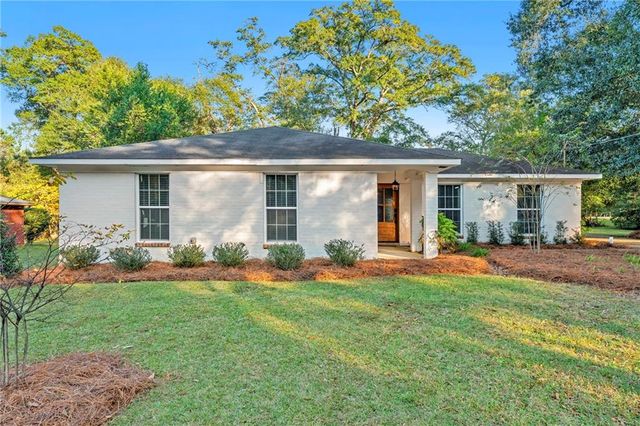 1031 Navion Drive, Mobile, AL 36695