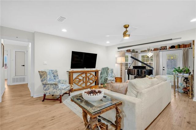 1031 Navion Drive, Mobile, AL 36695