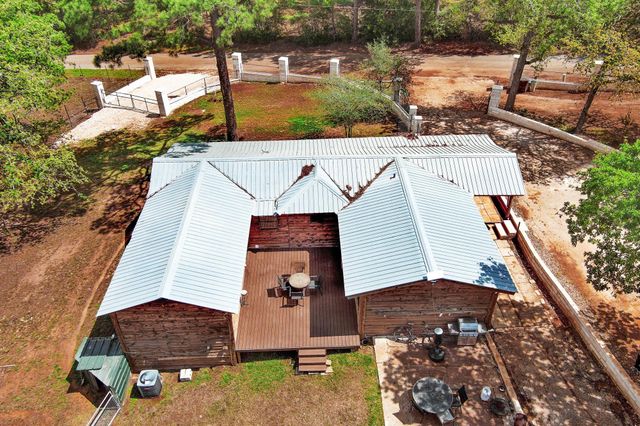 254 Copeland Hill RD, Smithville, TX 78957