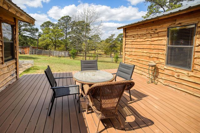 254 Copeland Hill RD, Smithville, TX 78957