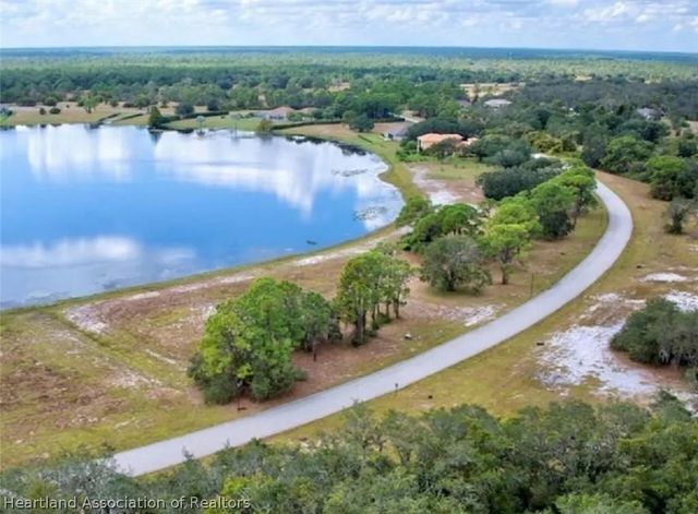 5089 Lake Regency Drive, Sebring, FL 33875