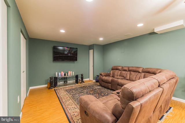 3335 WIEHLE ST, Philadelphia, PA 19129