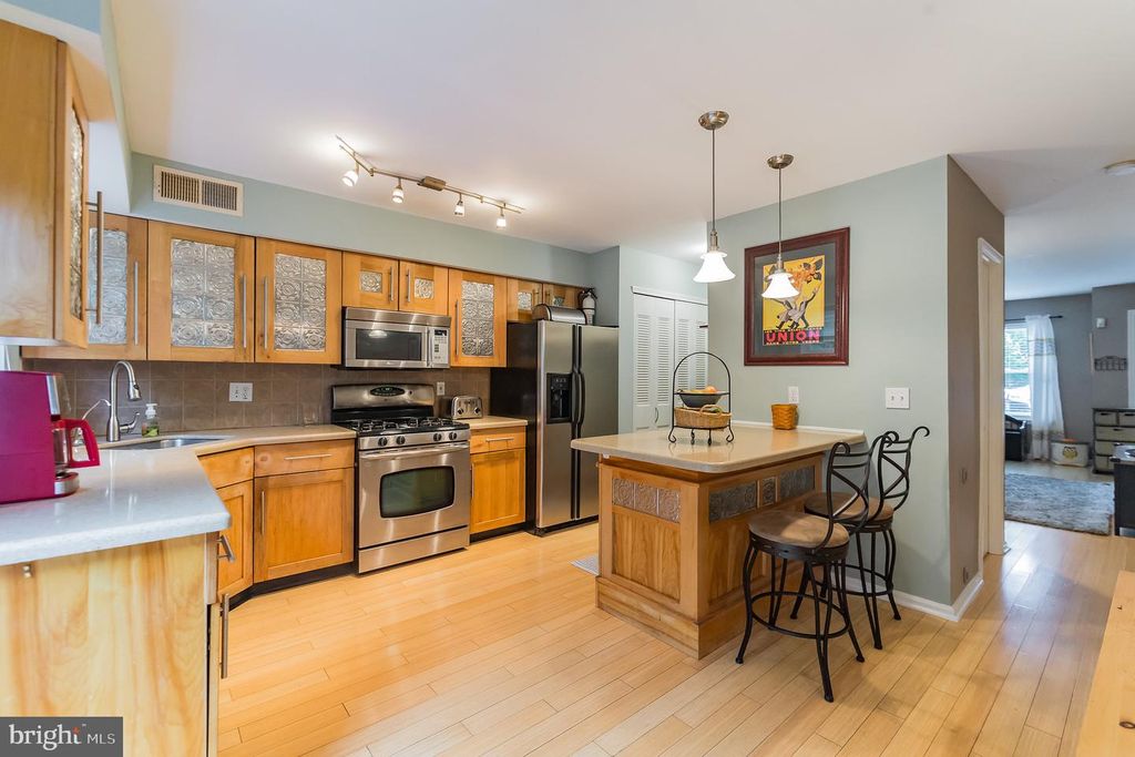 3335 WIEHLE ST, Philadelphia, PA 19129