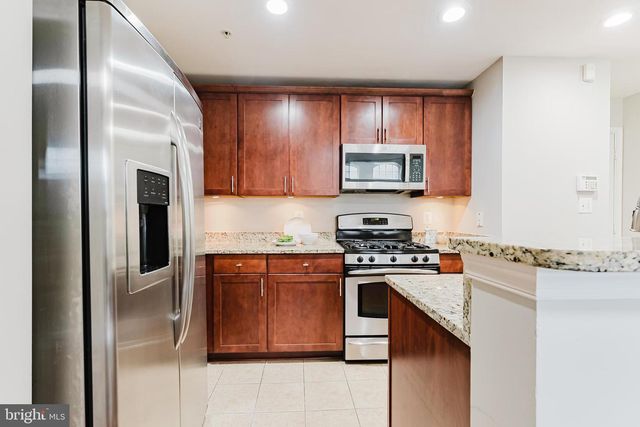 12468-A LIBERTY BRIDGE RD, Fairfax, VA 22033