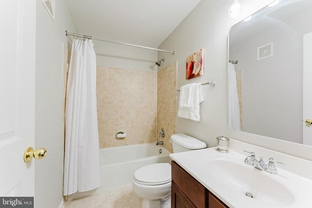 12468-A LIBERTY BRIDGE RD, Fairfax, VA 22033