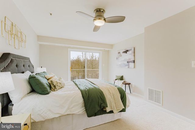 12468-A LIBERTY BRIDGE RD, Fairfax, VA 22033