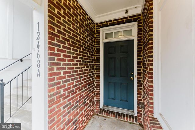 12468-A LIBERTY BRIDGE RD, Fairfax, VA 22033