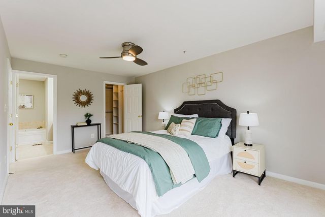 12468-A LIBERTY BRIDGE RD, Fairfax, VA 22033