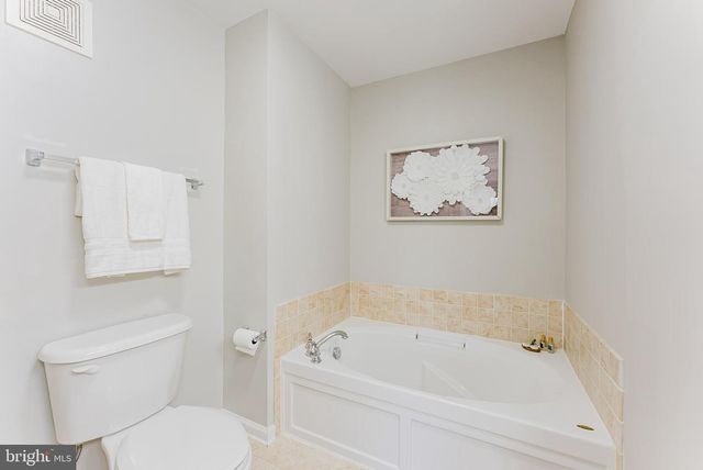 12468-A LIBERTY BRIDGE RD, Fairfax, VA 22033