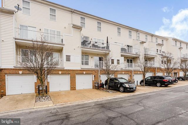 12468-A LIBERTY BRIDGE RD, Fairfax, VA 22033