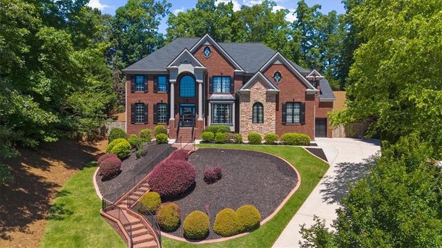 1370 Boomer Circle, Suwanee, GA 30024