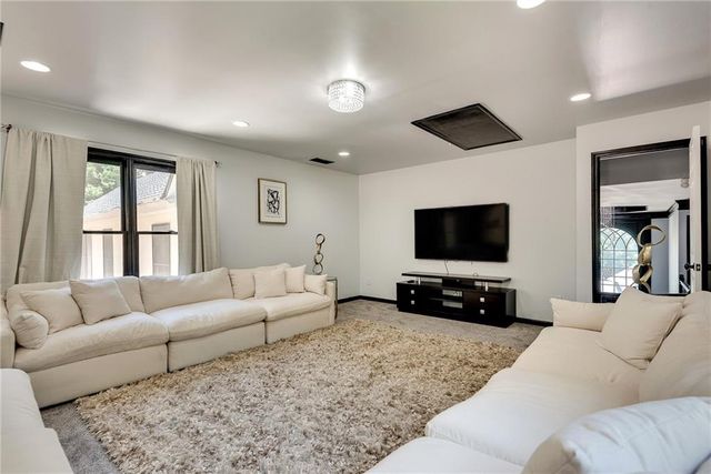 1370 Boomer Circle, Suwanee, GA 30024