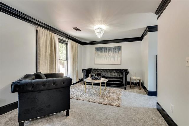 1370 Boomer Circle, Suwanee, GA 30024