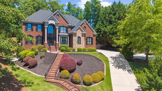 1370 Boomer Circle, Suwanee, GA 30024