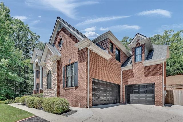 1370 Boomer Circle, Suwanee, GA 30024
