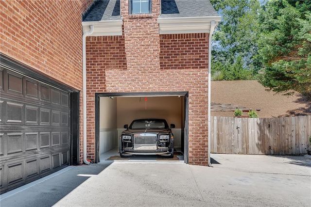 1370 Boomer Circle, Suwanee, GA 30024