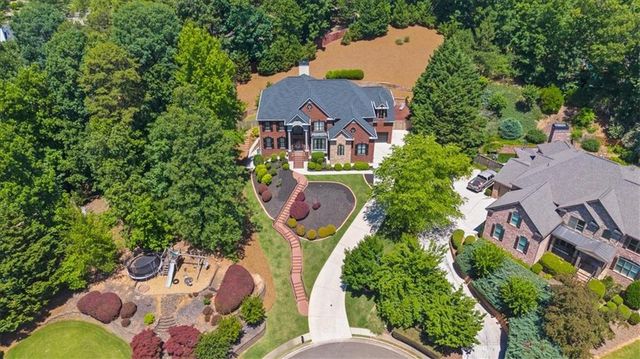 1370 Boomer Circle, Suwanee, GA 30024